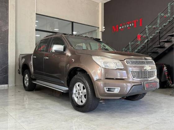 CHEVROLET S10 2.4 LT 4X2 CD 8V FLEX 4P MANUAL CHEVROLET S10 2.4 LT 4X2 CD 8V FLEX 4P MANUAL